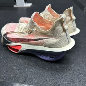 Nike Alphafly 3 – Pink – Men’s 9 / Women’s 10.5